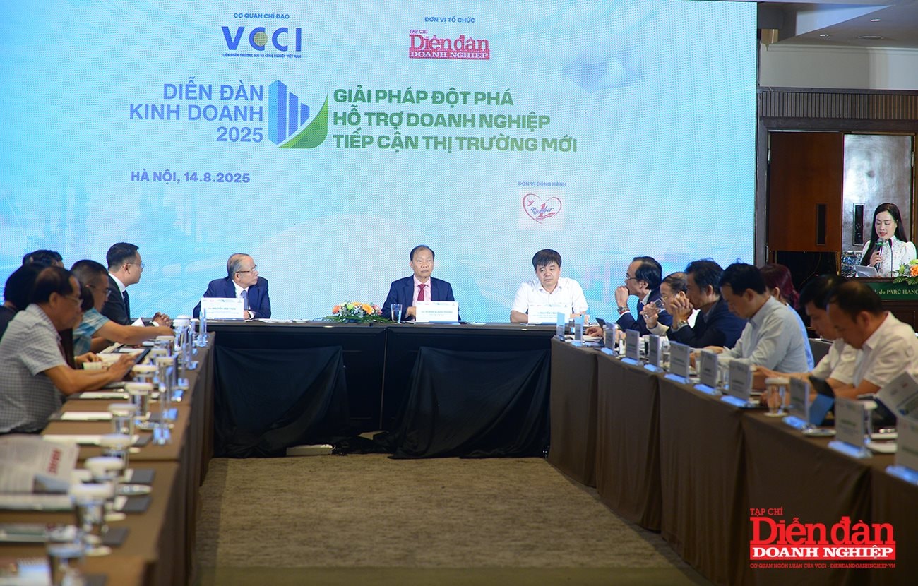 DIỄN ĐÀN KINH DOANH 2025: Tiếp sức doanh nghiệp mở rộng thị trường