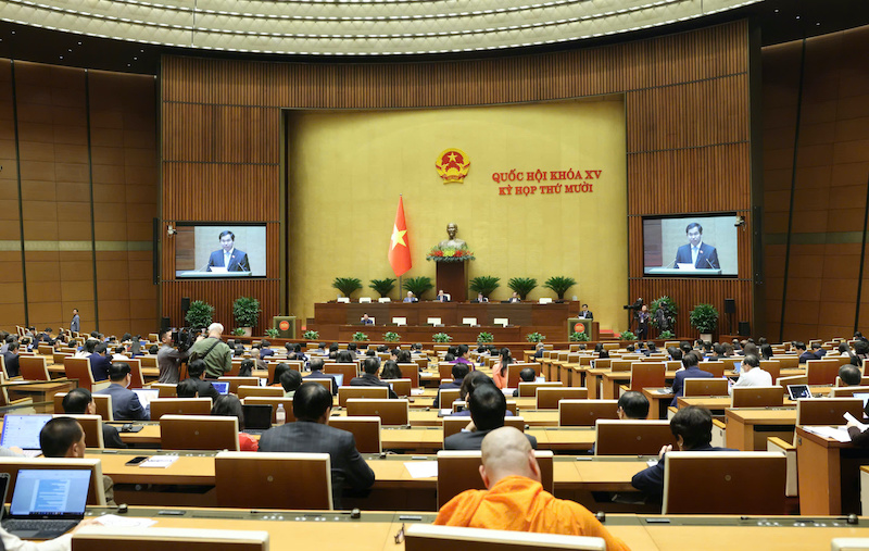 quoc-hoi-quyet-dinh-bo-sung-nhieu-noi-dung-quan-trong-vao-chuong-trinh-ky-hop-thu-101764552982.jpg