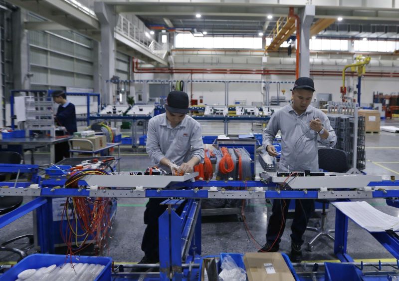 VCCI đặt vấn đề thu hẹp tối đa phạm vi điều chỉnh, thậm chí bỏ Luật Thương mại