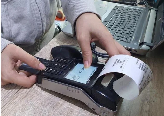 cuc-thue-chi-dao-trien-khai-thong-tu-moi-ve-quan-ly-tem-va-hoa-don-dien-tu