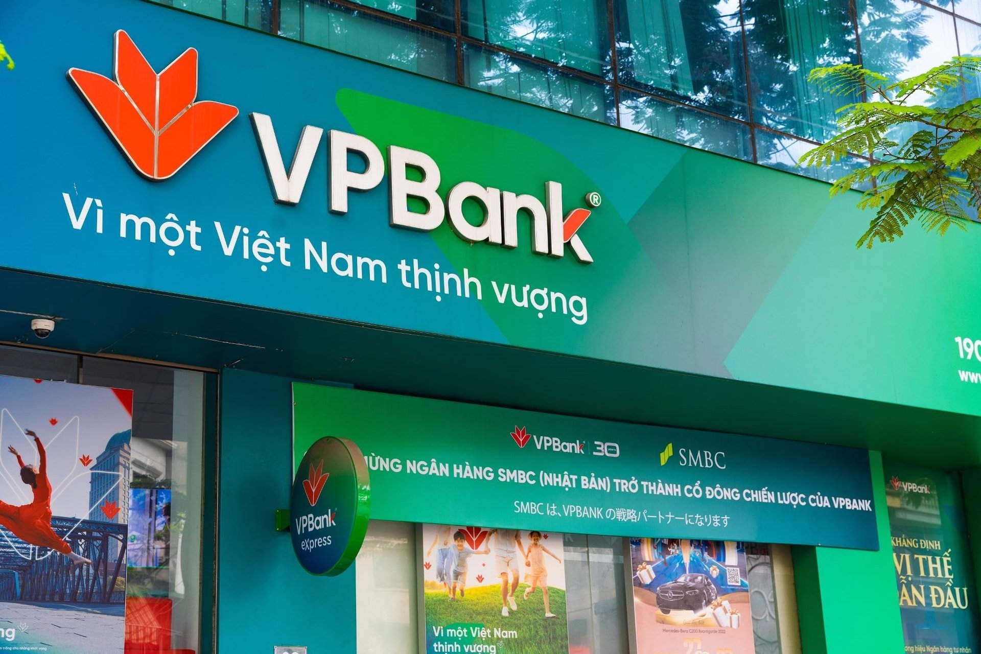VPB tăng giá gấp đôi, hai ái nữ nhà phó chủ tịch chi nghìn tỷ gom 40 triệu cổ phiếu