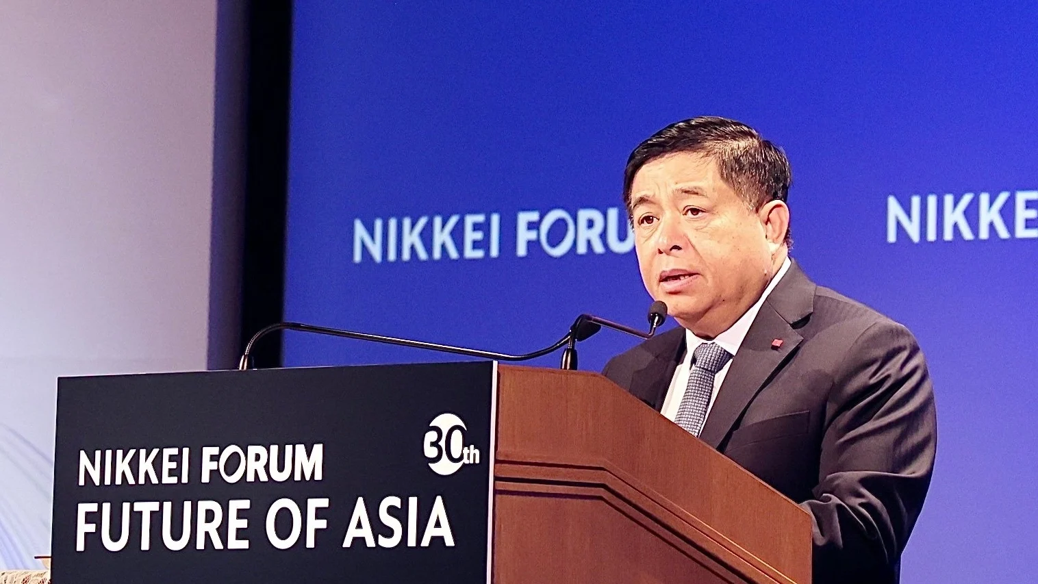 ‘Việt Nam đặt mục tiêu thành một trung tâm của ngành công nghiệp bán dẫn’