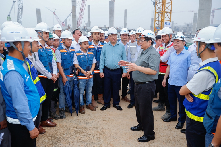 thu-tuong-san-bay-long-thanh-phai-hoan-thanh-trong-nam-2025-khong-the-cham-hon