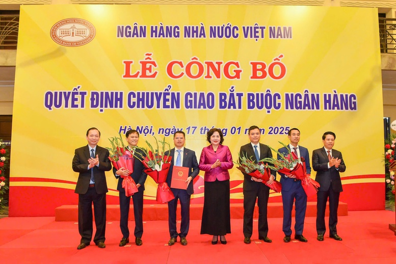 chuyen-giao-bat-buoc-them-2-ngan-hang-thuong-mai