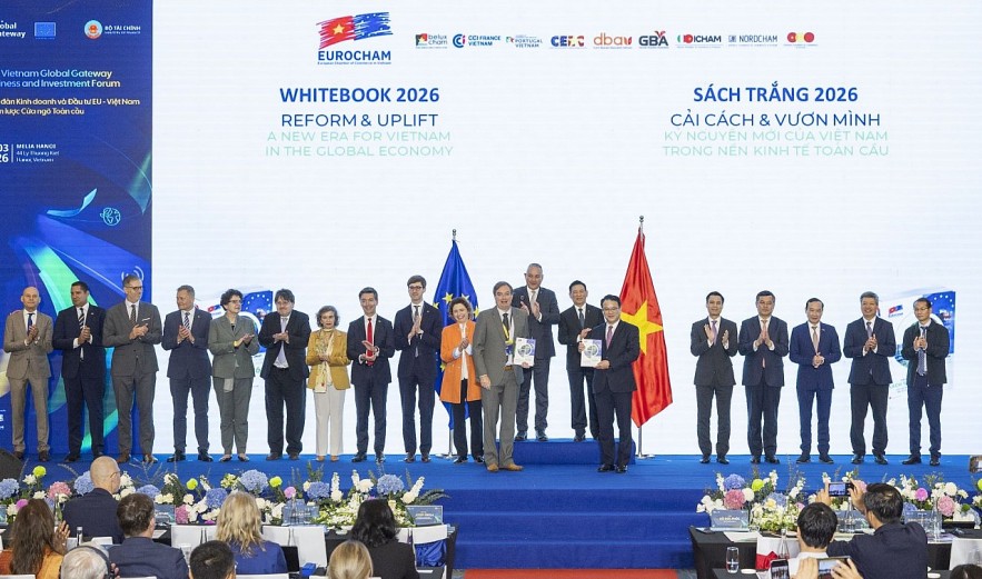 eurocham-ra-mat-sach-trang-2026-dinh-vi-viet-nam-cho-lan-song-dau-tu-chau-au-tiep-theo