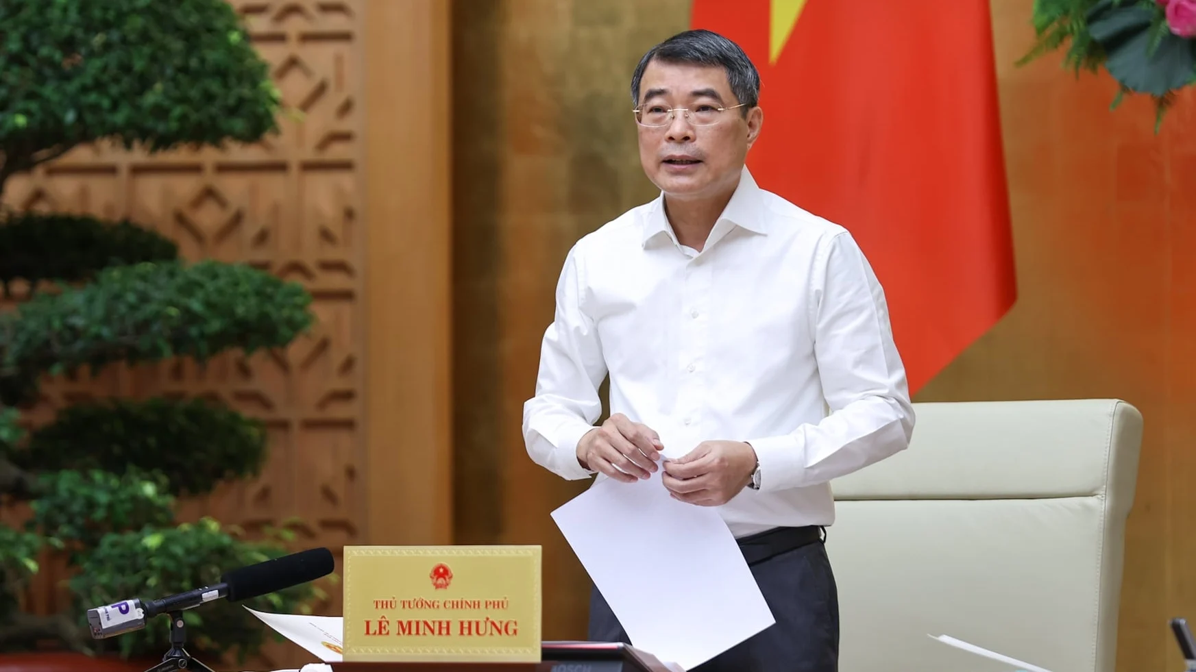 thu-tuong-le-minh-hung-khan-truong-bat-tay-ngay-vao-cong-viec