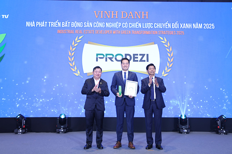 Ảnh 3 - Giải thưởng VIPF.JPG