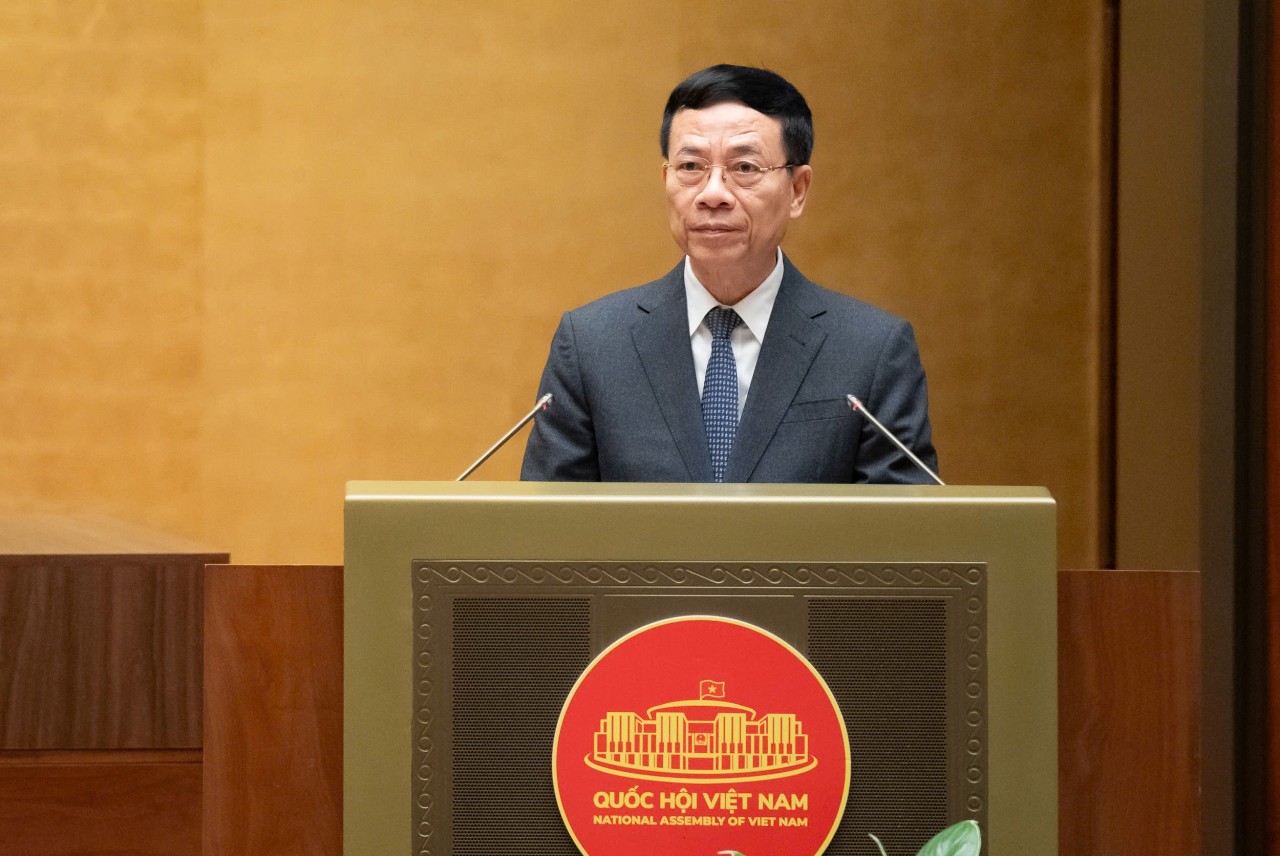 lan-dau-tien-co-khung-phap-ly-ve-ai-tai-viet-nam