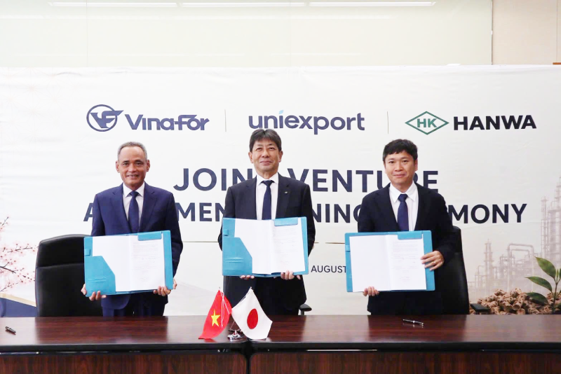 VINAFOR ký kết hợp đồng liên doanh ba bên, đẩy mạnh phát triển kinh tế xanh, kinh tế tuần hoàn