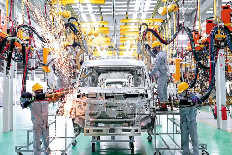 gia-han-nop-thue-tao-suc-bat-de-thi-truong-o-to-tang-truong