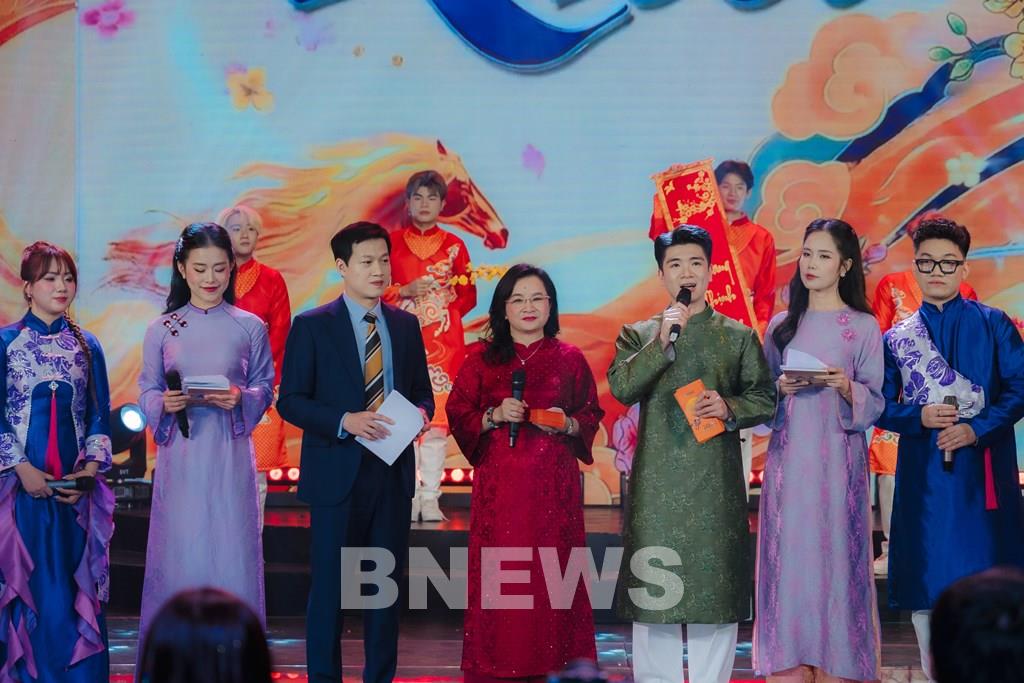 van-hoa-doanh-nghiep-tru-cot-mem-cua-nen-kinh-te-hien-dai-bai-3-loi-the-canh-tranh-dinh-vi-thuong-hieu-ngan-hang