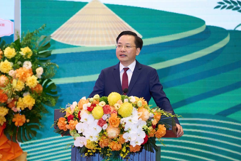 gan-26000-don-hang-duoc-giao-qua-vinachemmart