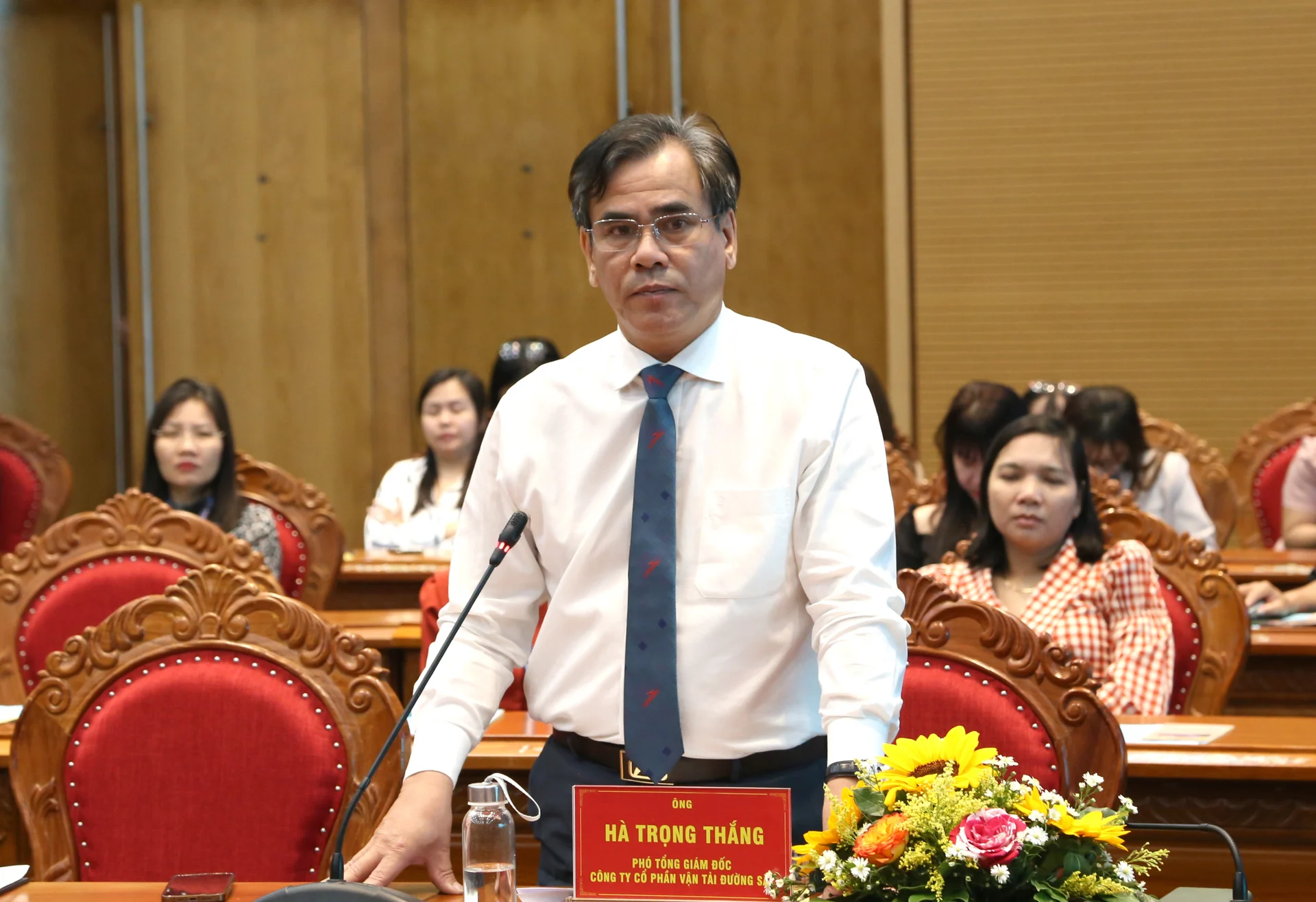 can-cu-bat-tay-manh-me-giua-nganh-duong-sat-va-du-lich