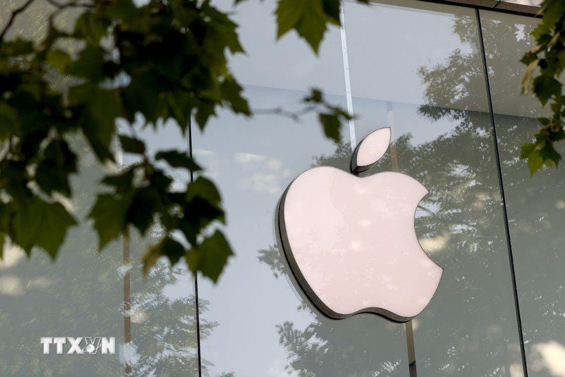 apple-tren-da-tro-thanh-cong-ty-thu-ba-dat-gia-tri-von-hoa-4000-ty-usd