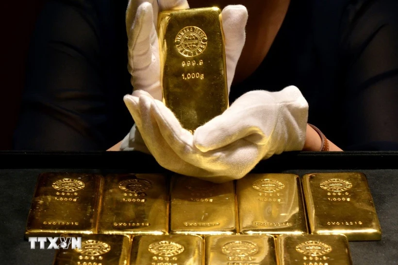 Giá vàng thế giới giảm khi đồng USD có xu hướng mạnh lên
