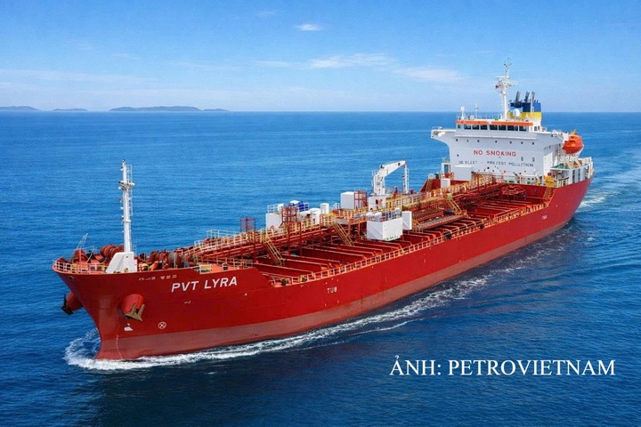 pvtrans-lap-cu-dup-tai-cac-bang-xep-hang-cua-forbes-viet-nam