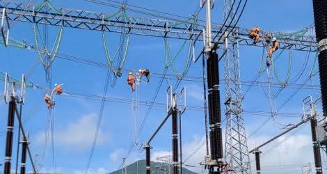 EVN vào Top 10 doanh nghiệp Nhà nước nộp ngân sách lớn nhất Việt Nam