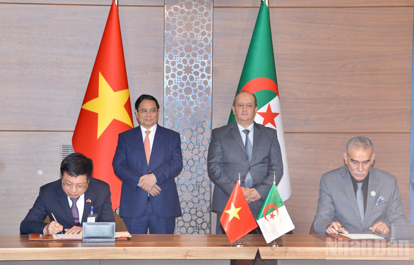 hai-lien-doan-thuong-mai-va-cong-nghiep-viet-nam-va-algeria-tang-cuong-hop-tac-nhieu-mat