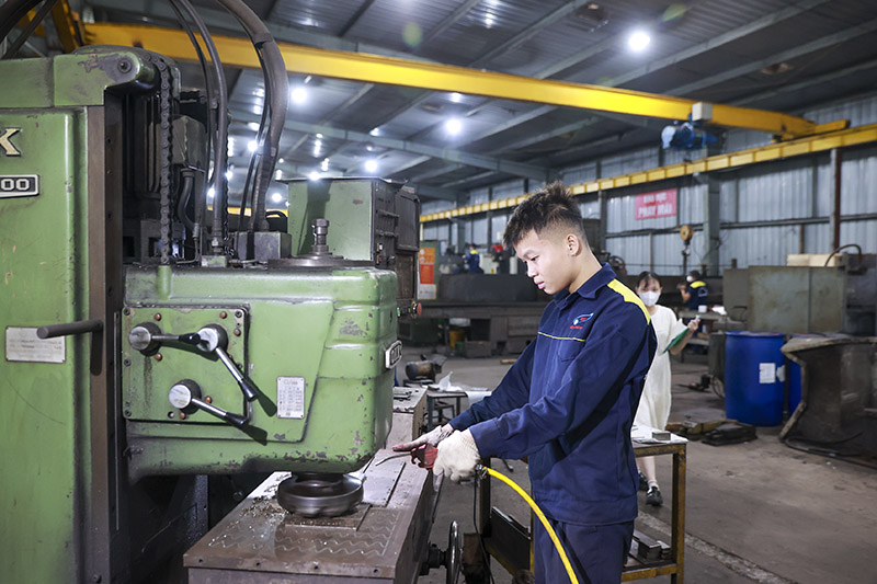 de-xuat-phuong-an-dieu-chinh-muc-giam-tru-gia-canh-kip-thoi-hon