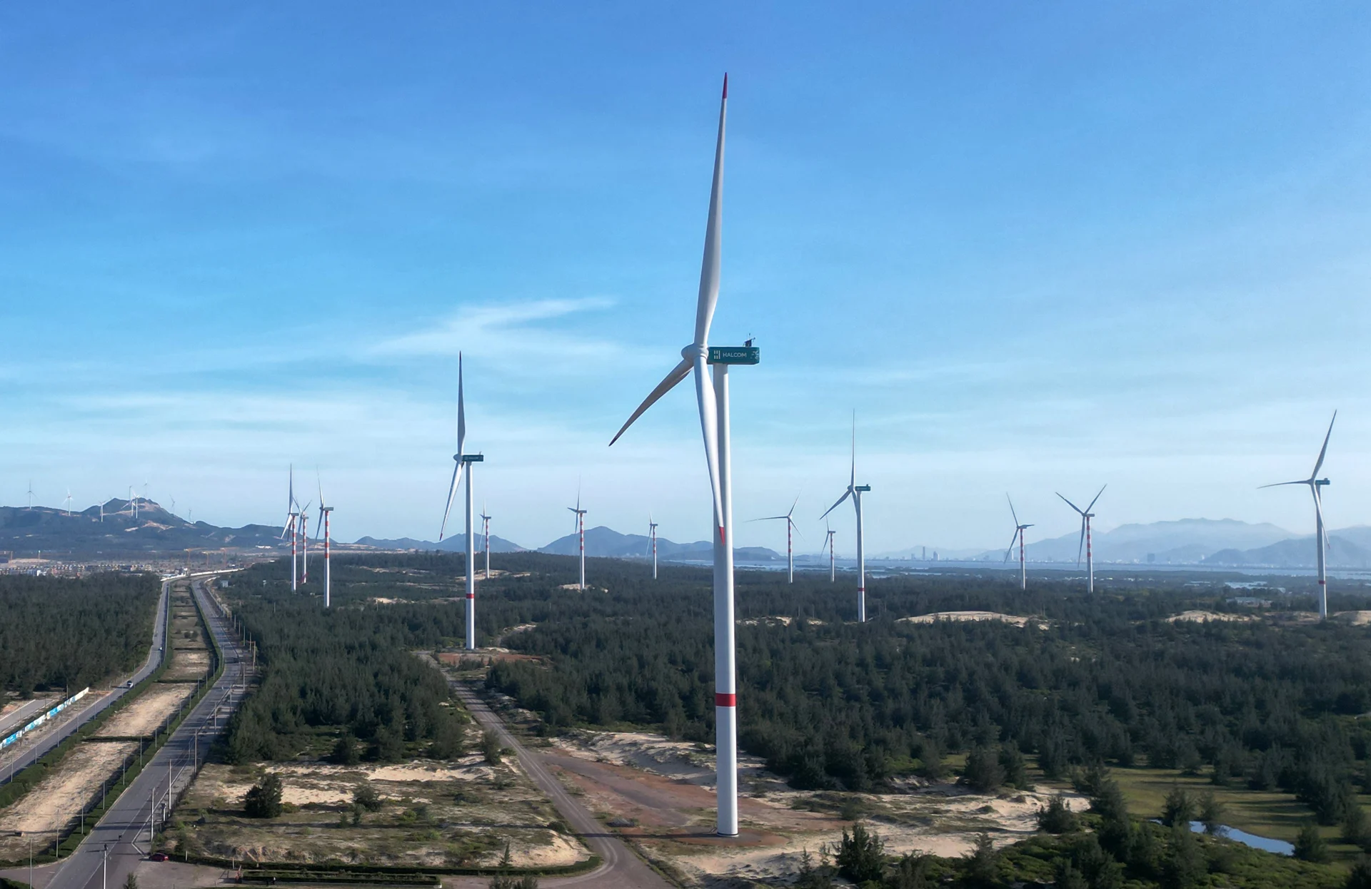 doanh-nghiep-nha-trung-nam-vingroup-muon-lam-dien-gio-tram-mw-o-gia-lai