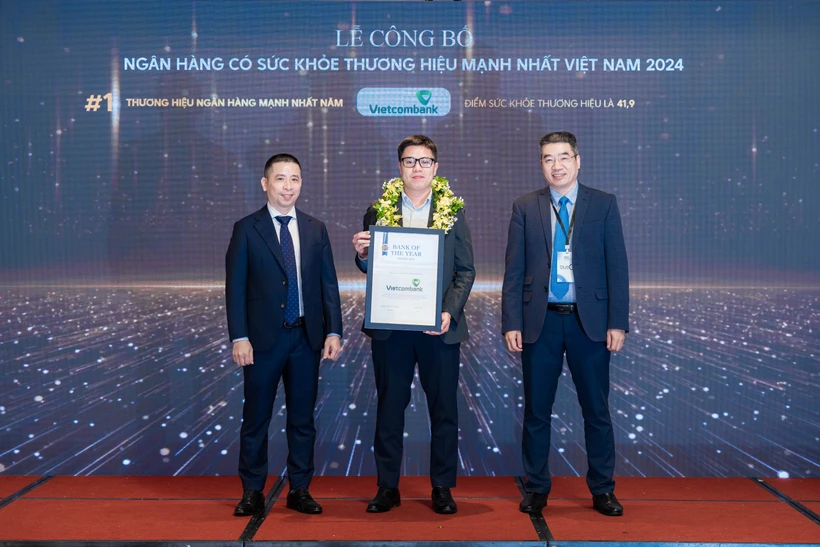 vietcombank-tiep-tuc-dan-dau-nganh-ngan-hang-ve-suc-khoe-thuong-hieu