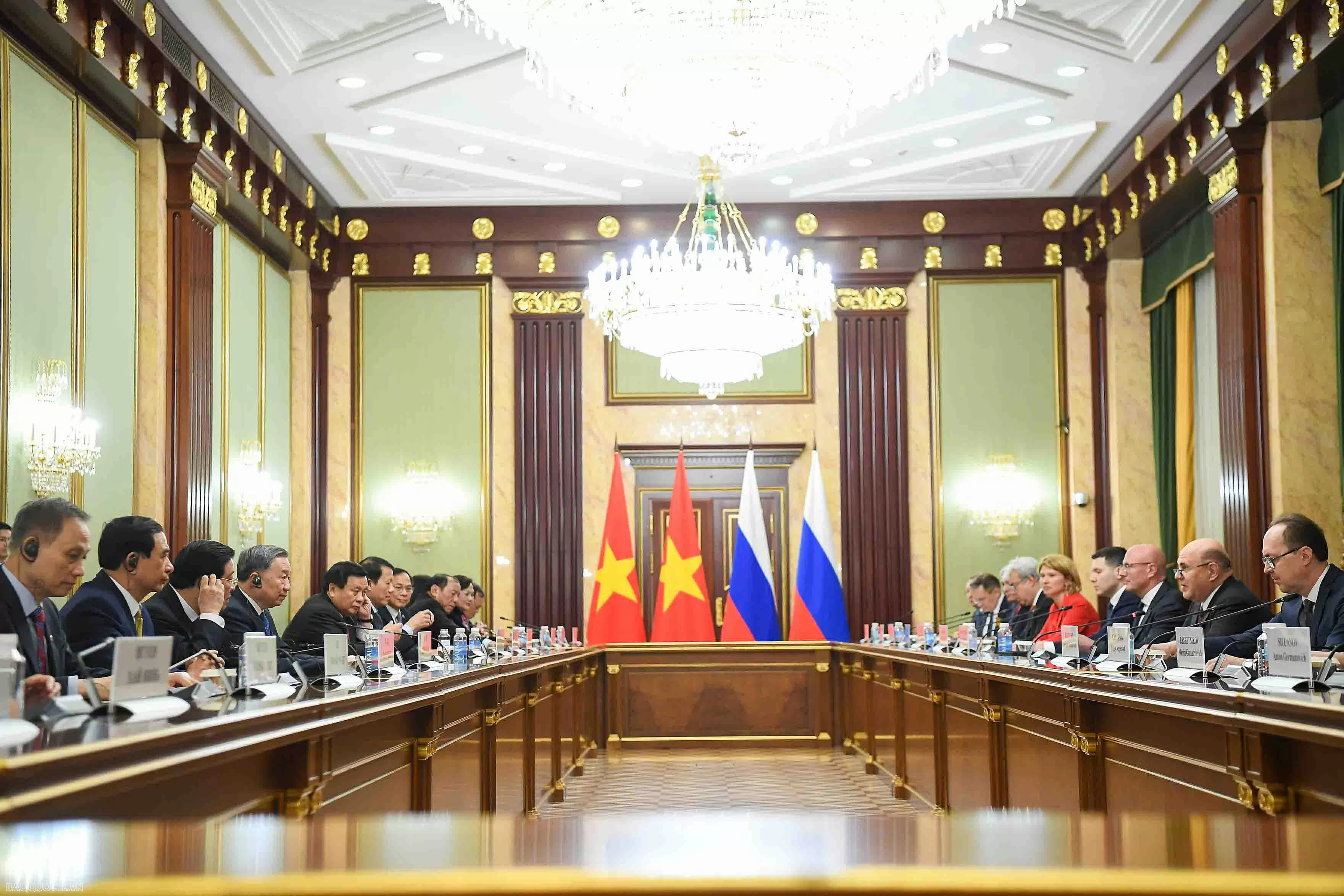 viet-nam-nga-tang-cuong-quan-he-doi-tac-chien-luoc-toan-dien-voi-cac-phuong-huong-lon