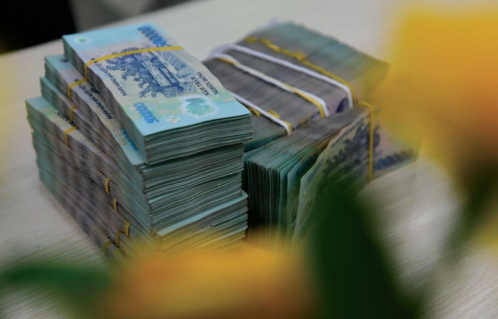 loi-nhuan-ngan-hang-nam-2025-day-gam-mau-sang