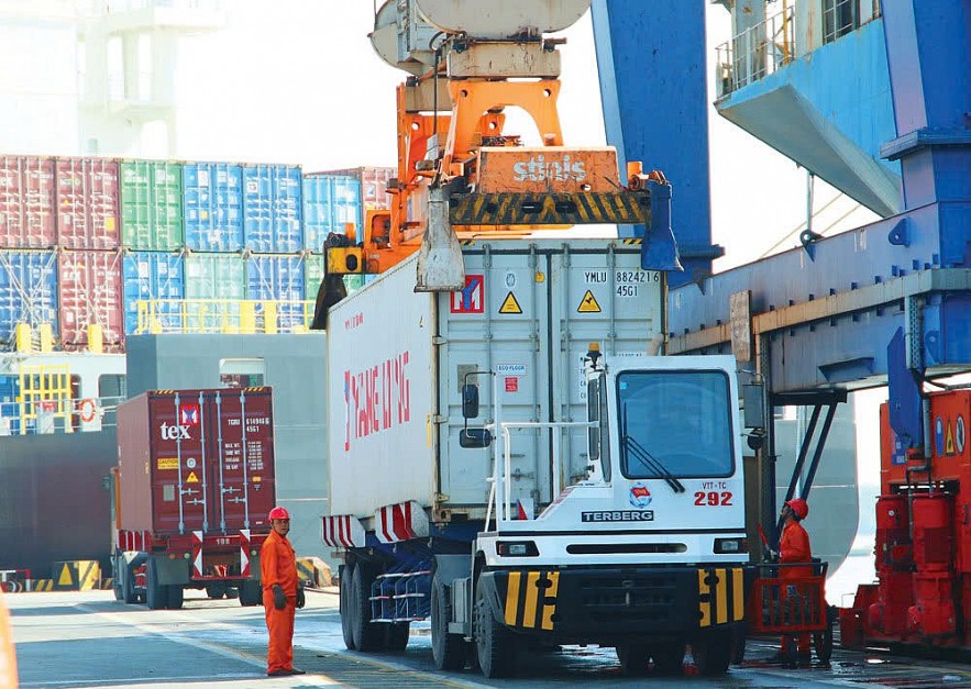 thong-quan-nhanh-kip-thoi-hang-xuat-nhap-khau