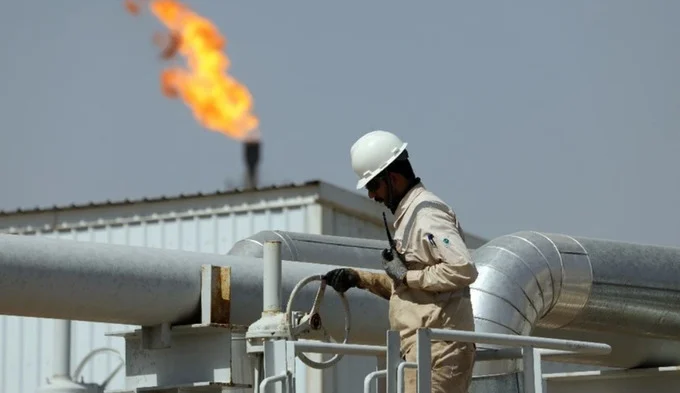 Giá dầu thế giới tăng nhẹ và dự kiến đi lên trong tuần này