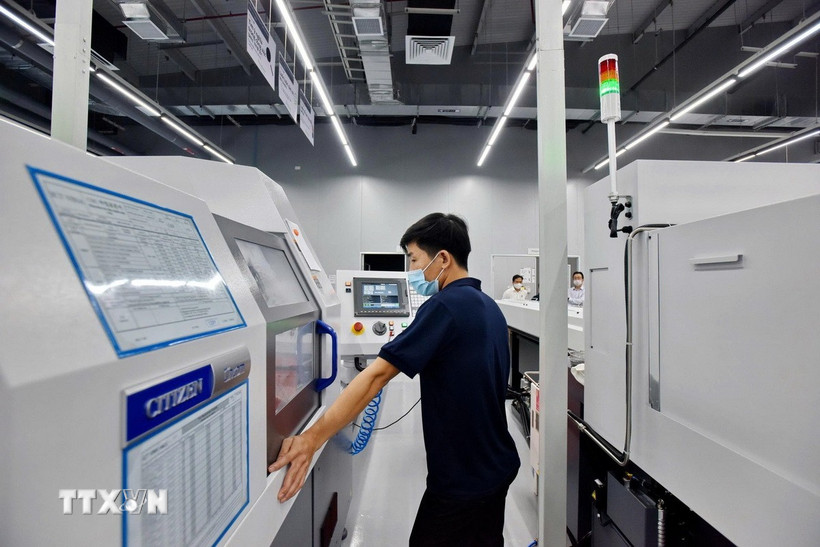 gop-y-du-thao-van-kien-dai-hoi-xiv-khai-mo-dong-luc-moi-cho-mo-hinh-tang-truong