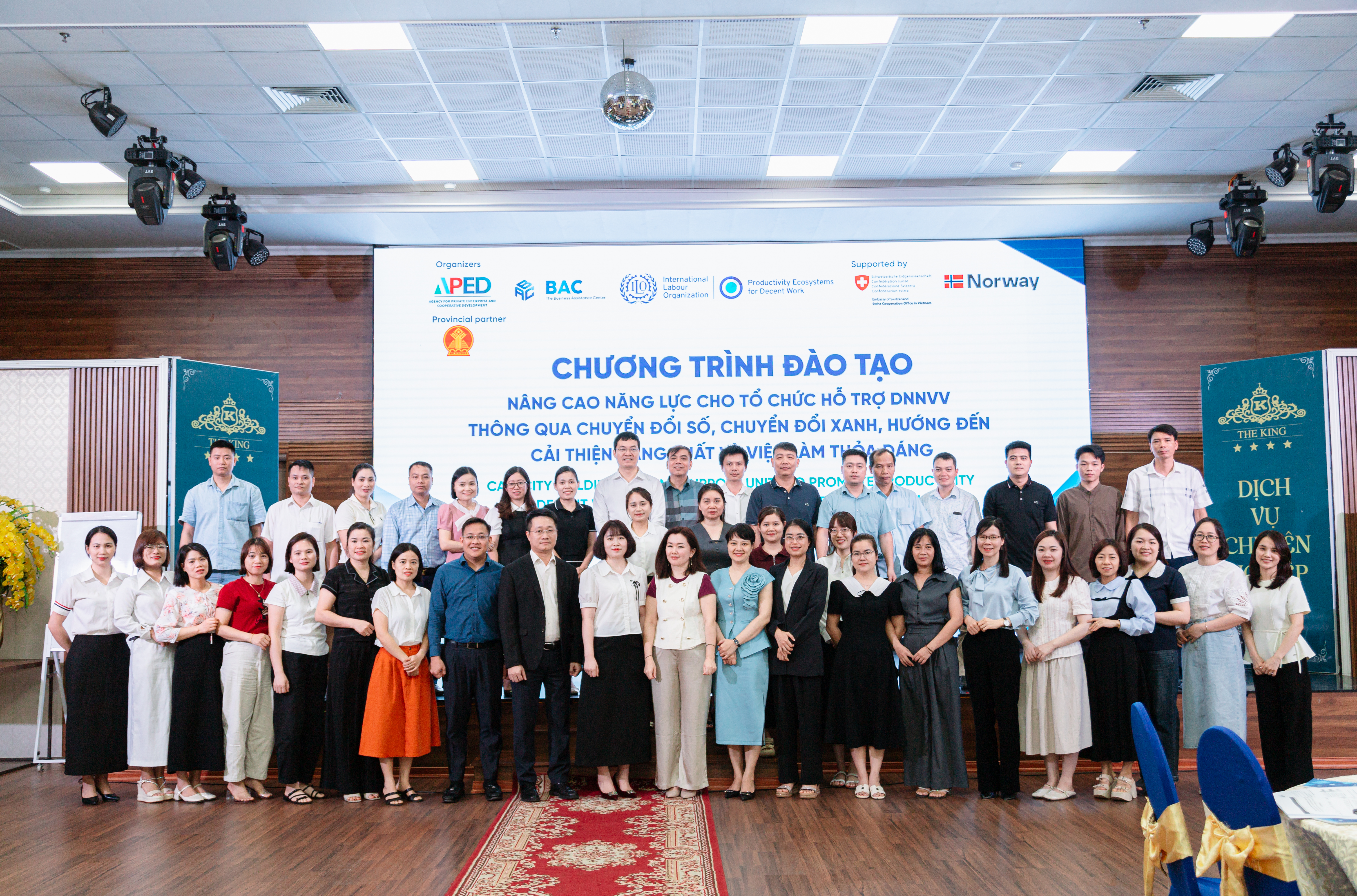 Đào tạo cán bộ hỗ trợ doanh nghiệp nhỏ và vừa, thúc đẩy chuyển đổi