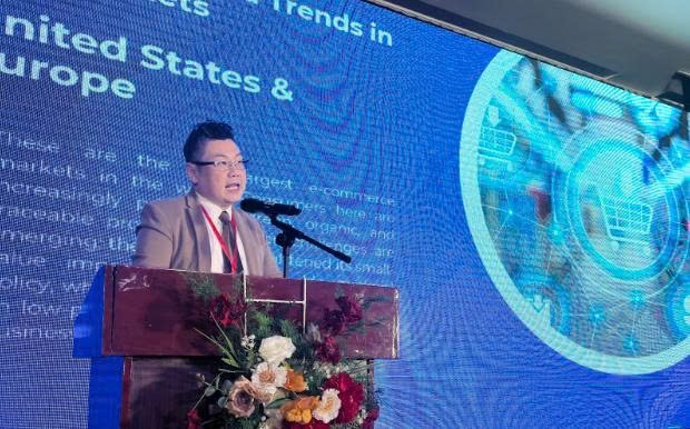 Việt Nam có nhiều lợi thế để trở thành trung tâm thương mại điện tử xuyên biên giới của khu vực