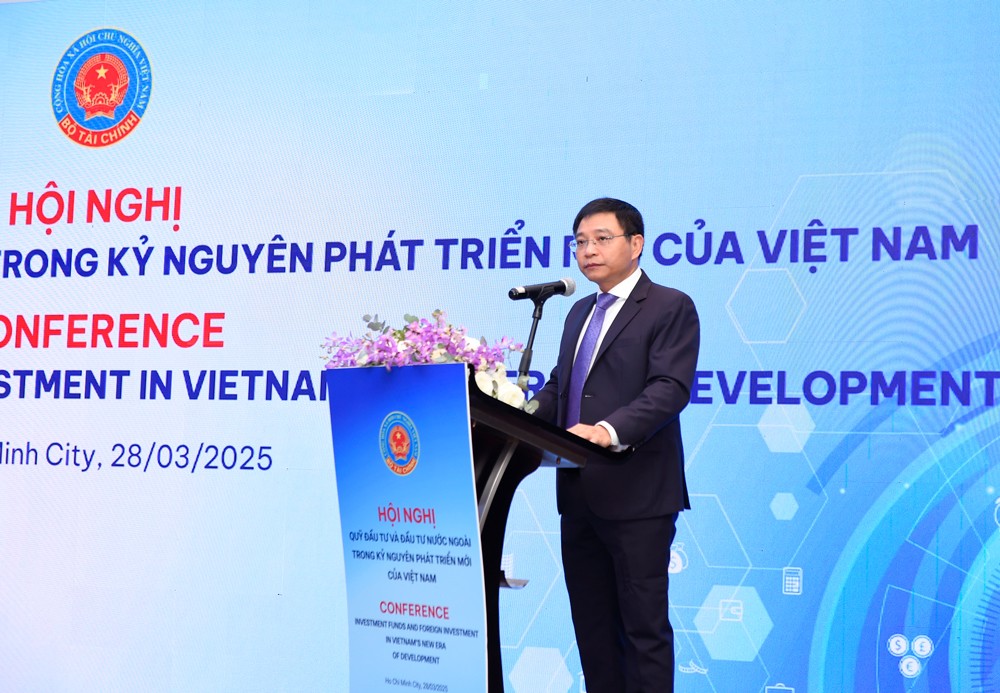 thu-hut-nguon-von-tu-cac-quy-dau-tu-va-dau-tu-nuoc-ngoai-trong-ky-nguyen-phat-trien-moi-cua-viet-nam