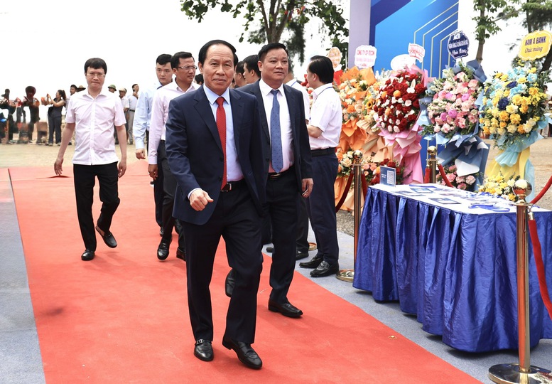Công bố và khởi công hạ tầng kỹ thuật Dự án năng lượng thuộc hàng lớn nhất Bắc Trung Bộ