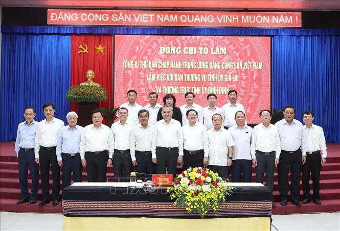 tong-bi-thu-to-lam-sau-hop-nhat-tinh-gia-lai-moi-khong-chi-lon-ve-quy-mo-ma-con-manh-ve-nang-luc-canh-tranh