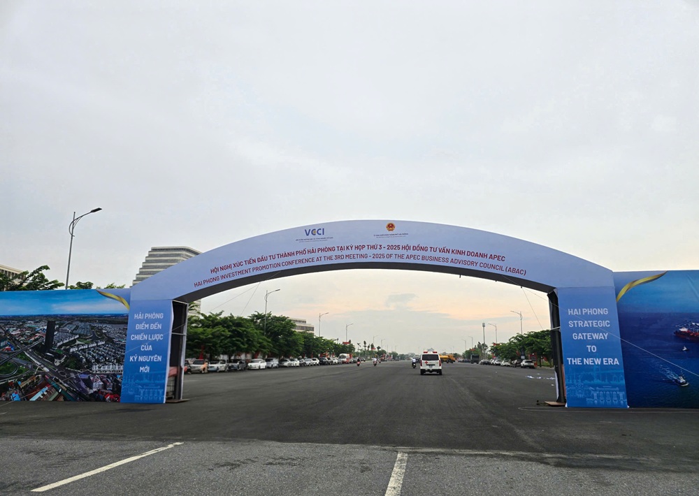 Tun_l_Hi_ngh_ln_th_ba_Hi_ng_T_vn_Kinh_doanh_APEC_ABAC_3_din_ra_t_ngay_15.7_-_18-7_ti_TP._Hi_Phong.jpg