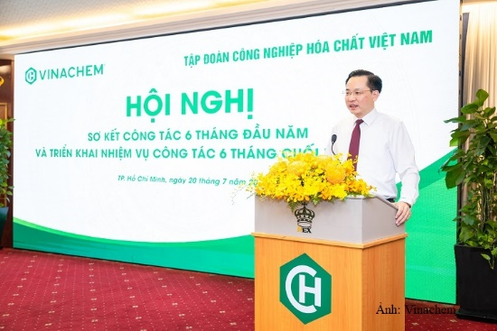 vinachem-tang-truong-an-tuong-day-manh-dau-tu-cong-nghe-cao