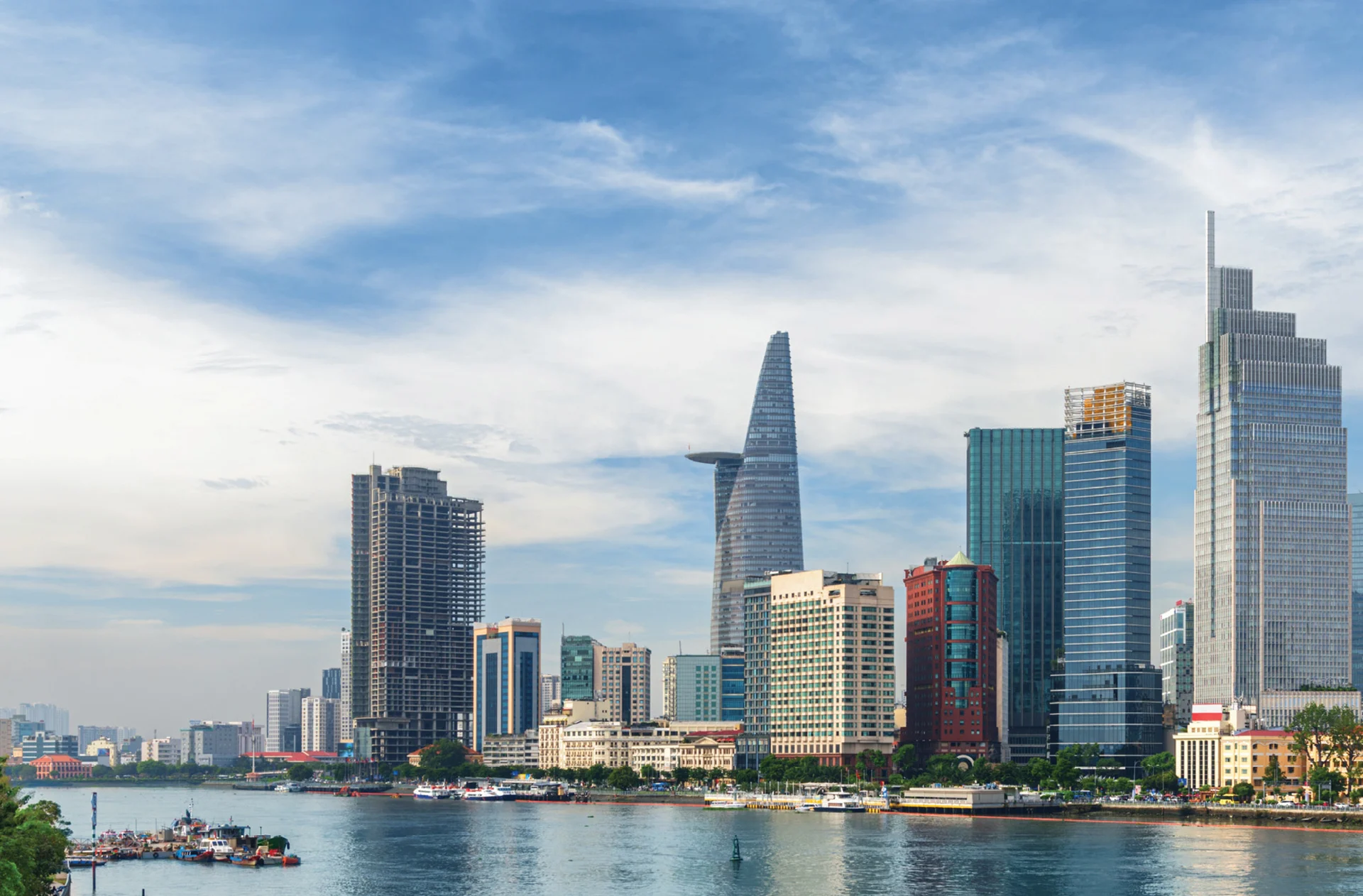 trung-tam-tai-chinh-quoc-te-tphcm-loi-the-cua-nguoi-di-sau