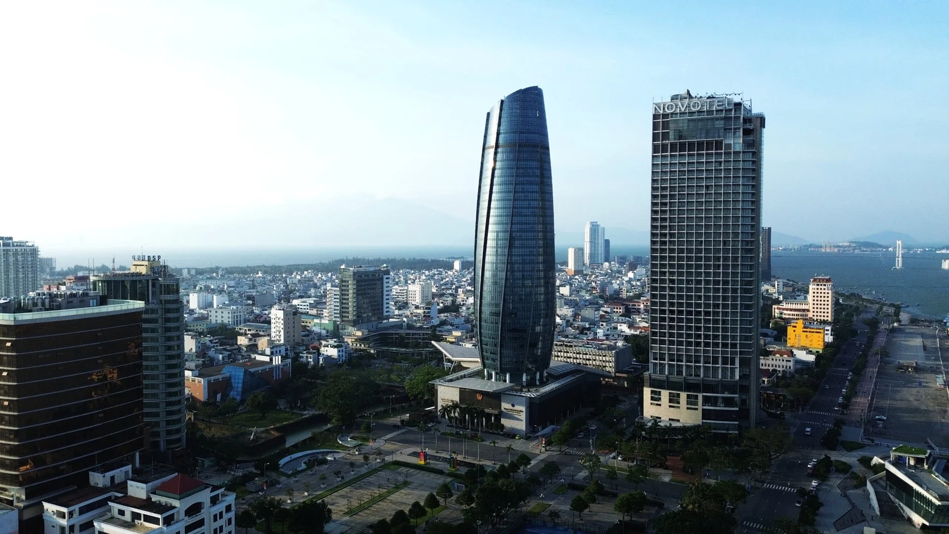 thanh-cong-cua-khu-thuong-mai-tu-do-la-co-kha-nang-dan-dat-chuoi-cung-ung