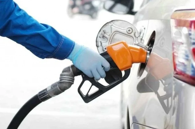 de-xuat-keo-dai-giam-thue-xang-dau-ve-0-den-het-thang-6