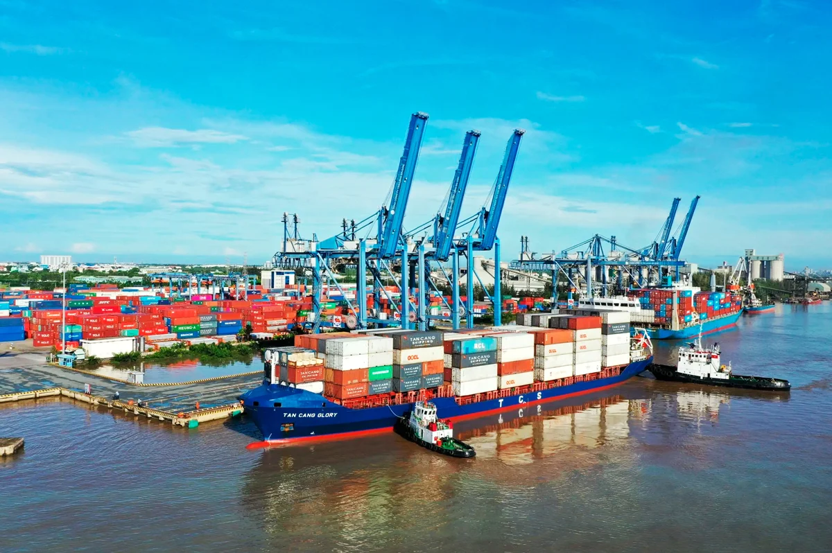 trung-dong-do-lua-dn-viet-dau-dau-vi-hang-ton-va-chi-phi-tang