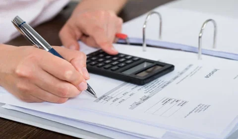 Trả lương sau khi nghỉ việc, trừ thuế TNCN ra sao?