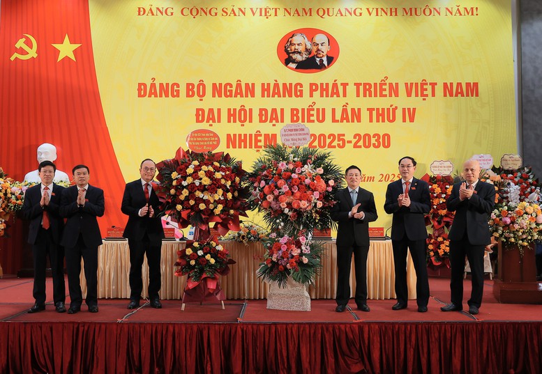 VDB cần lấy khoa học, công nghệ, tri thức và nguồn lao động chất lượng cao làm động lực phát triển