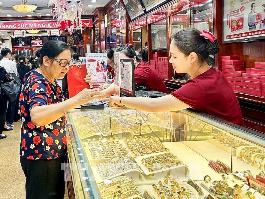 het-thoi-doc-quyen-vang-mieng-thi-truong-buoc-vao-cuoc-choi-moi