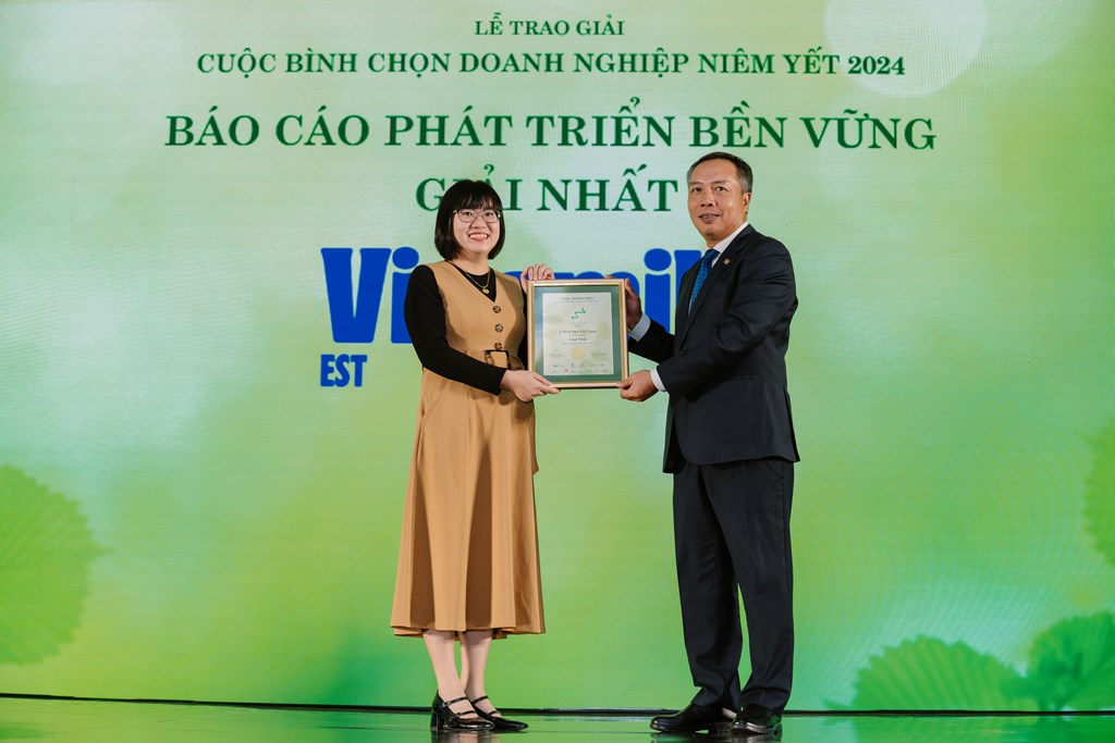 vinamilk-nhan-loat-giai-thuong-ve-quan-tri-va-phat-trien-ben-vung