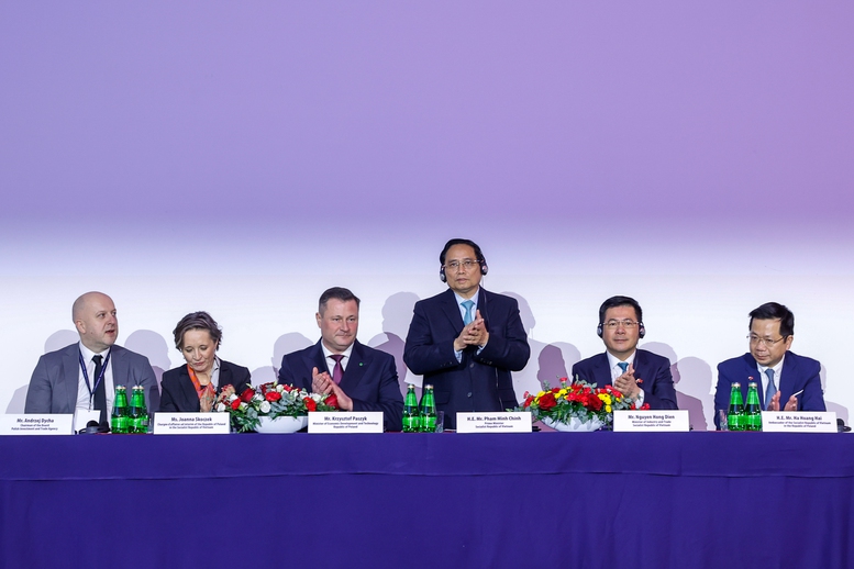 tao-xung-luc-moi-cho-hop-tac-kinh-te-thuong-mai-va-dau-tu-viet-nam-ba-lan