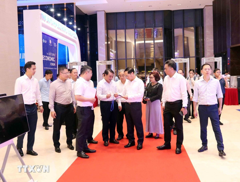 dien-dan-kinh-te-mua-thu-2025-co-hoi-gioi-thieu-dat-nuoc-viet-nam-voi-the-gioi