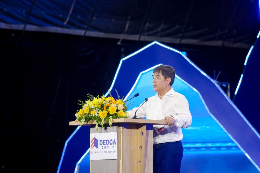 Ong_Ho_Minh_Hoang_2.jpg