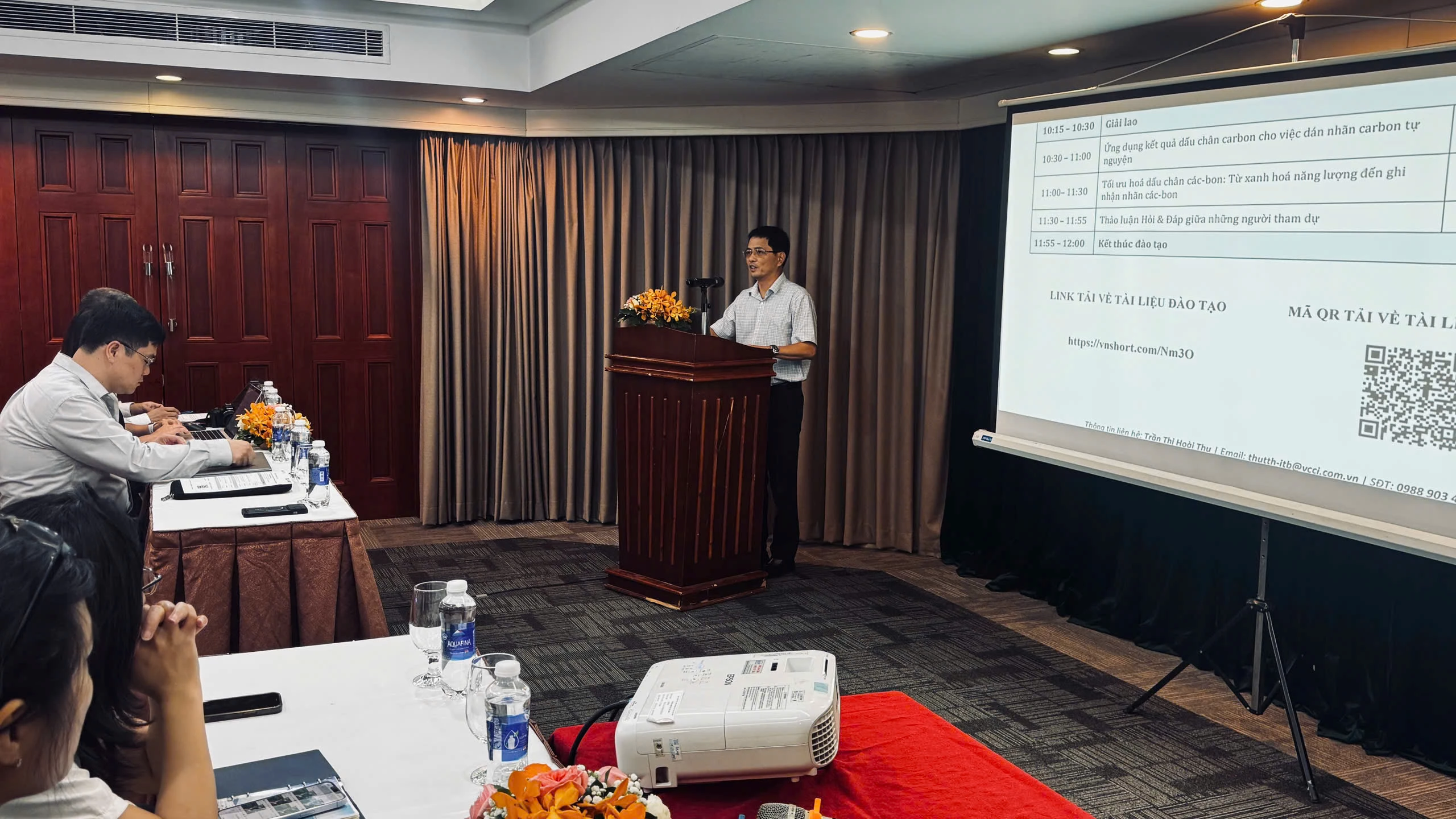 Dán nhãn carbon tự nguyện: 'Tấm vé xanh' chinh phục thị trường