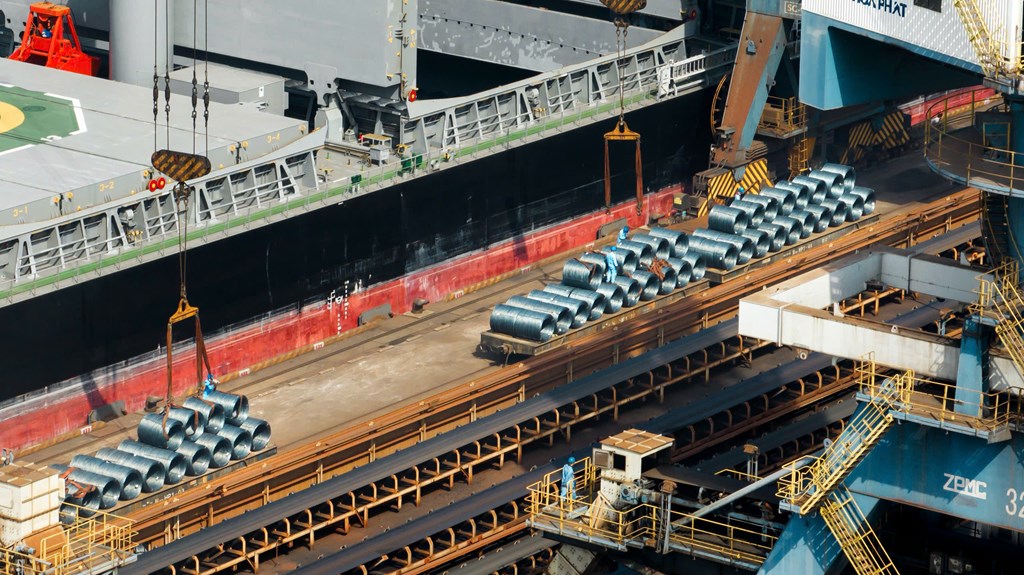 hoa-phat-ghi-nhan-san-luong-ban-hang-ky-luc-dat-25000-tan